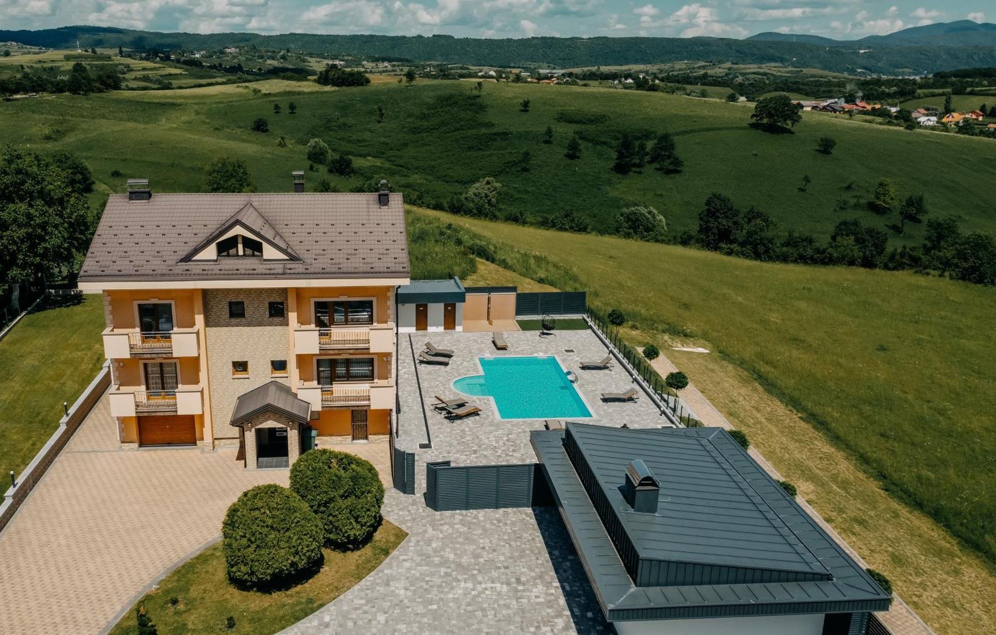 Villa Lamija Bihać Extérieur photo