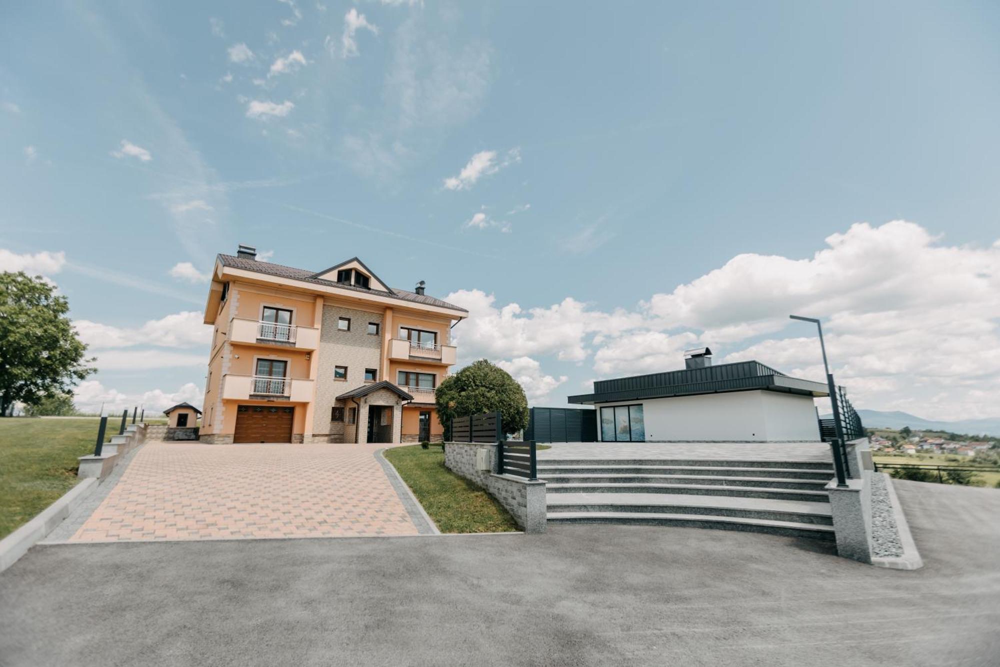 Villa Lamija Bihać Extérieur photo